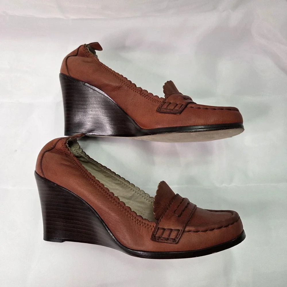 Dani Black Vtg Brown Leather Wedge Penny‎ Loafers 7M Academia Witchy Cottagecore